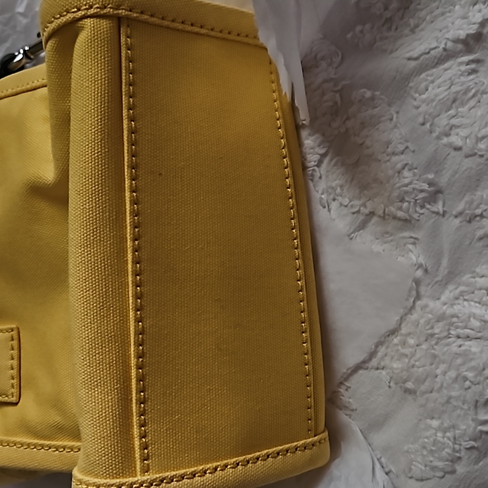 Small tote - Picture 4 of 7